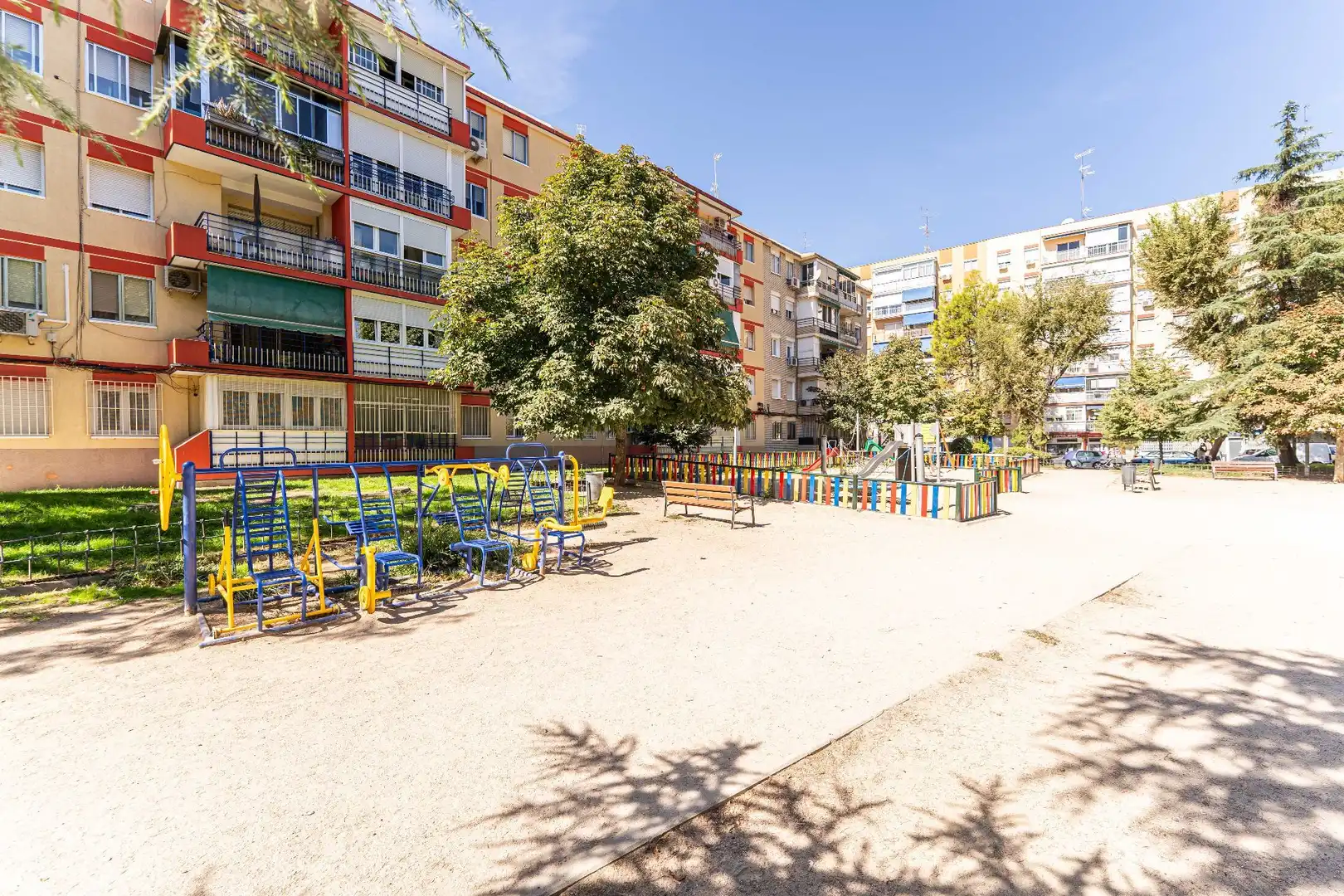 Piso con ascensor en venta en Villafontana - Estoril I, imagen 2