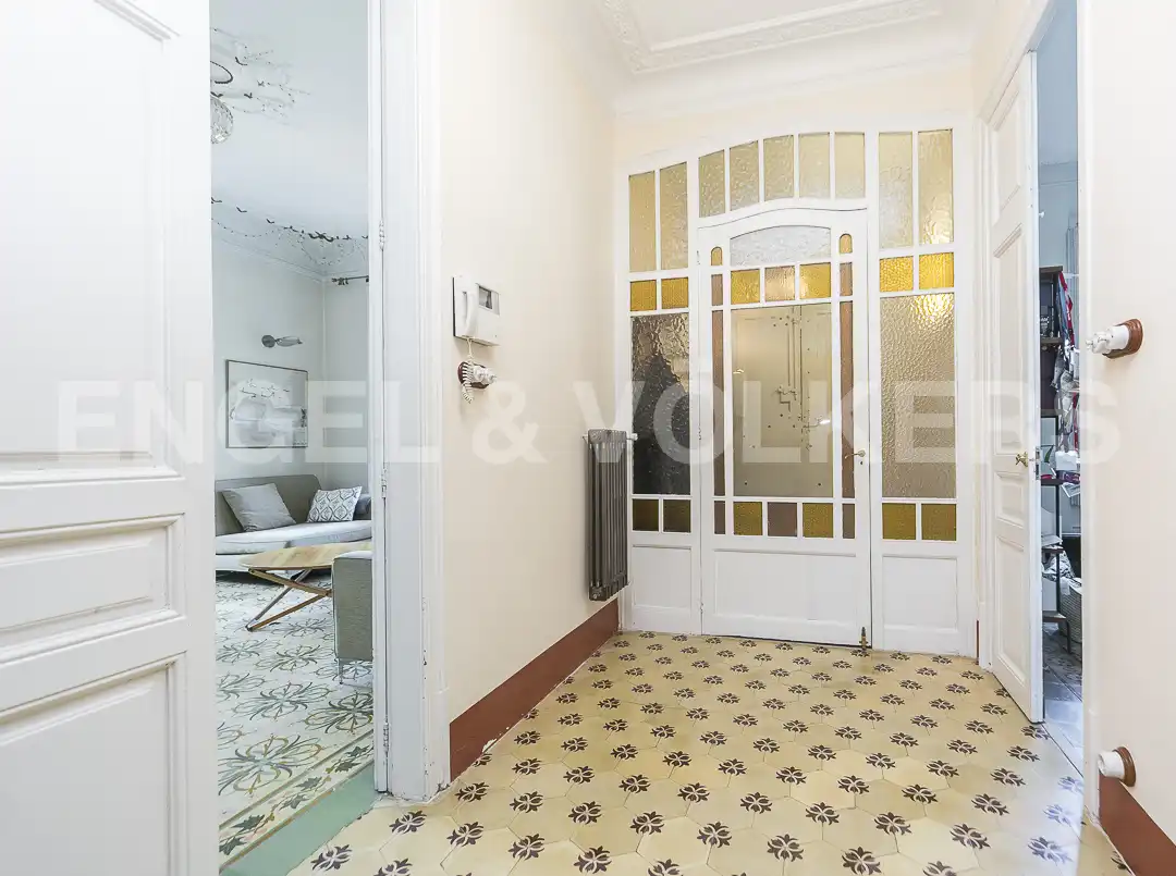 Haus oder Chalet zum Verkauf in Barcelona mit Heizung, Terrasse und Abstellraum