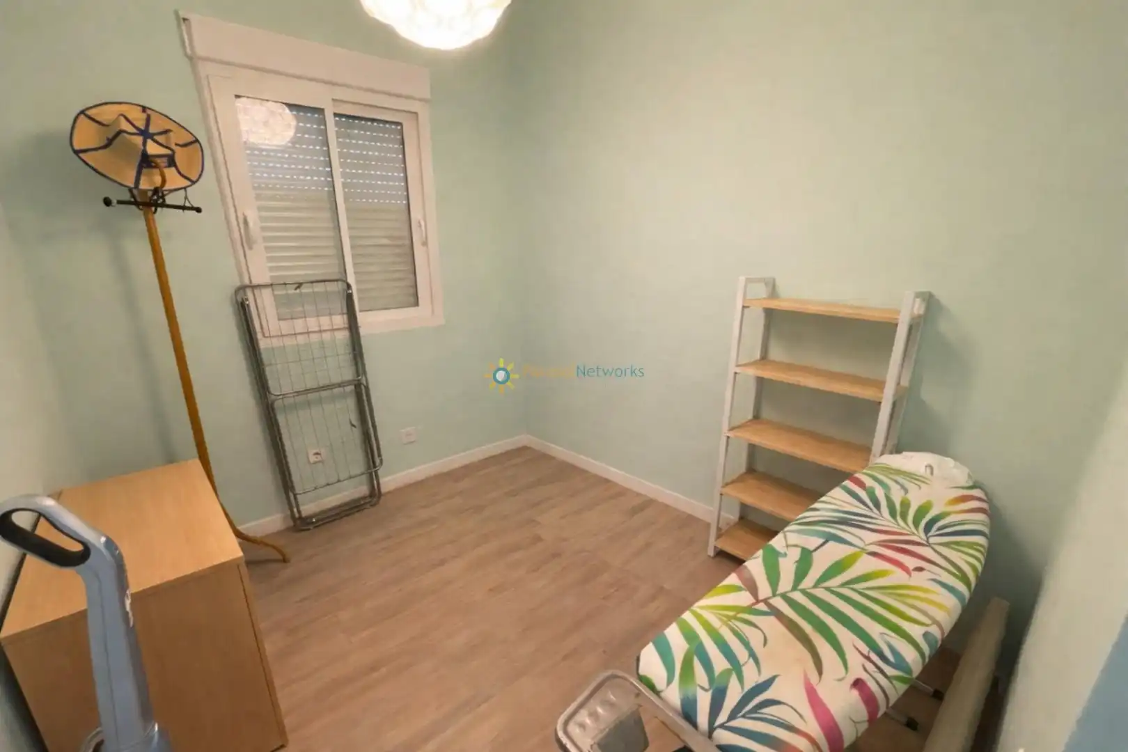 Dormitori de Casa o xalet en venda en Miramar amb Aire condicionat, Jardí privat i Terrassa