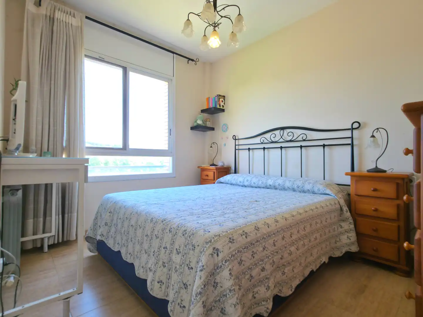 Habitación de Piso en venta en Sant Andreu de la Barca con Aire acondicionado, Calefacción y Terraza