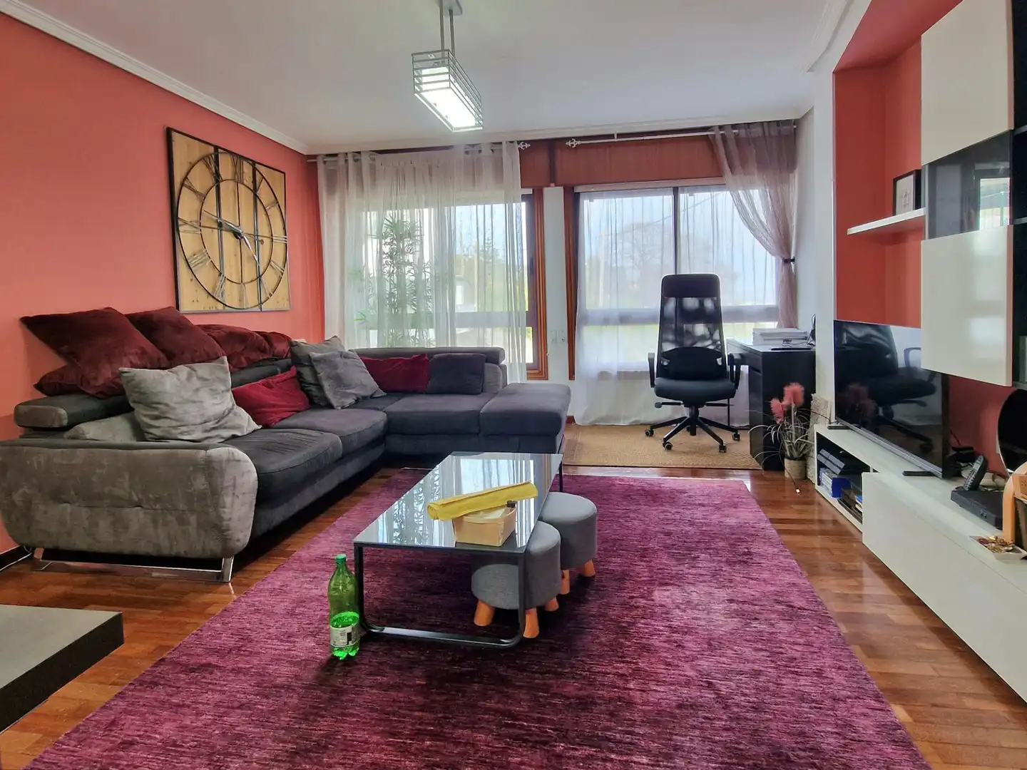 Sala d'estar de Pis en venda en A Coruña Capital  amb Calefacció, Parquet i Traster