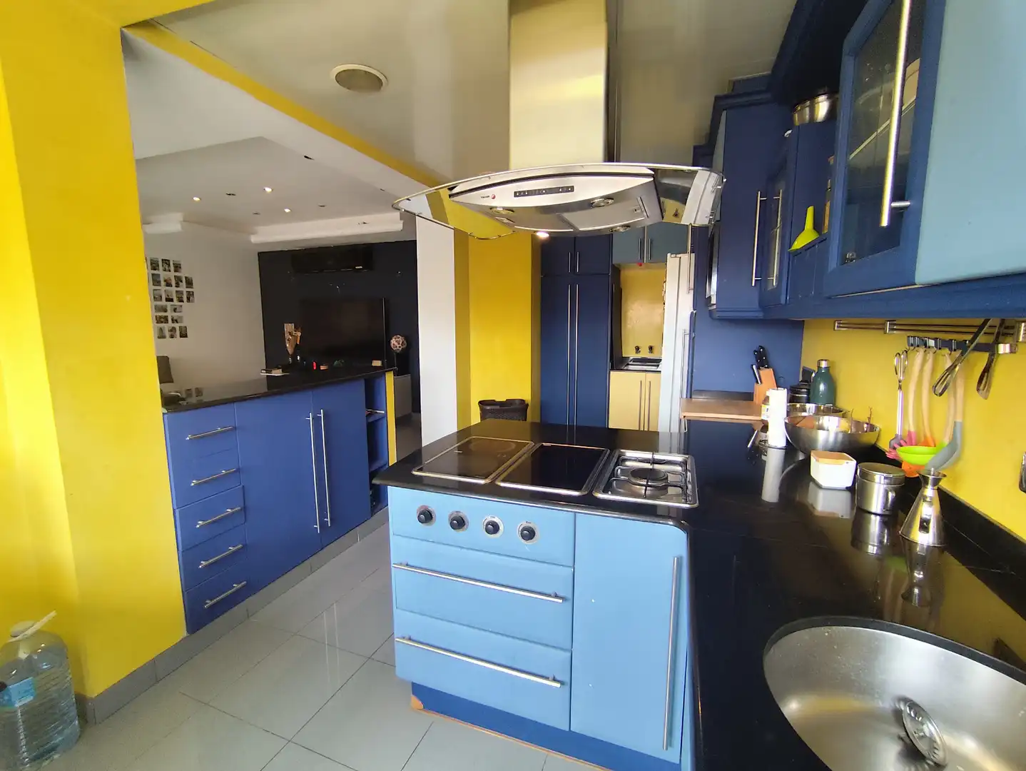 Kitchen of Flat for sale in Vilanova del Camí  with Air Conditioner, Heating and Oven
