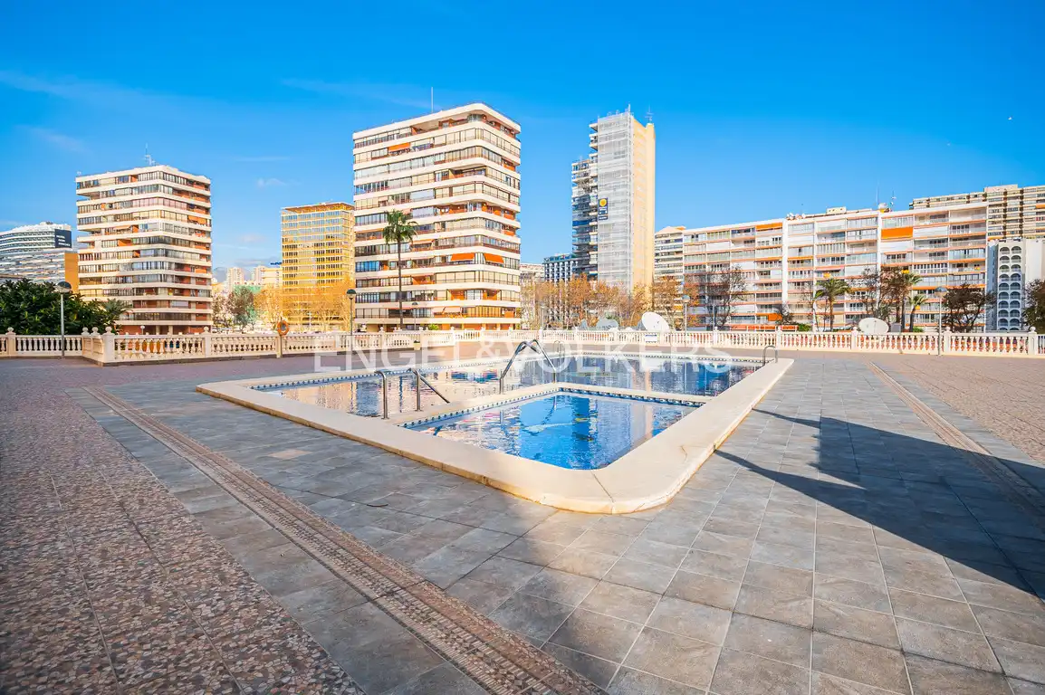 Exterior view of Apartments for sale in Benidorm  with Terrace and Community pool