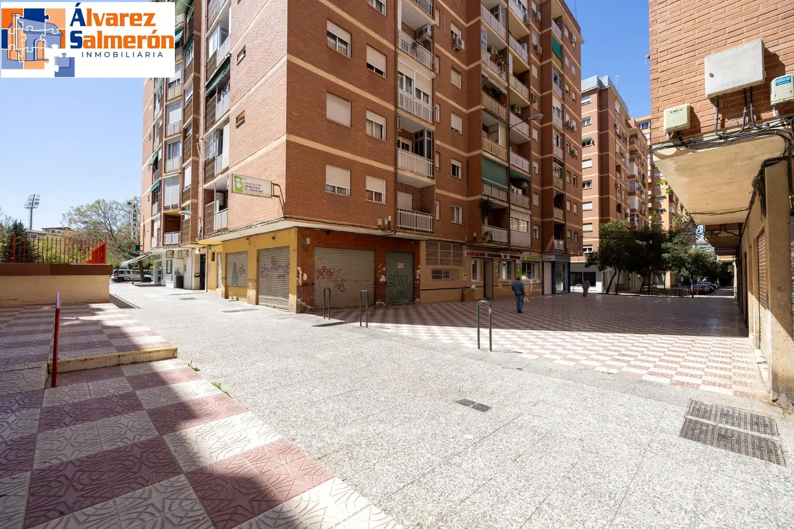 Exterior view of Flat for sale in Granada  with Air Conditioner and Terrace