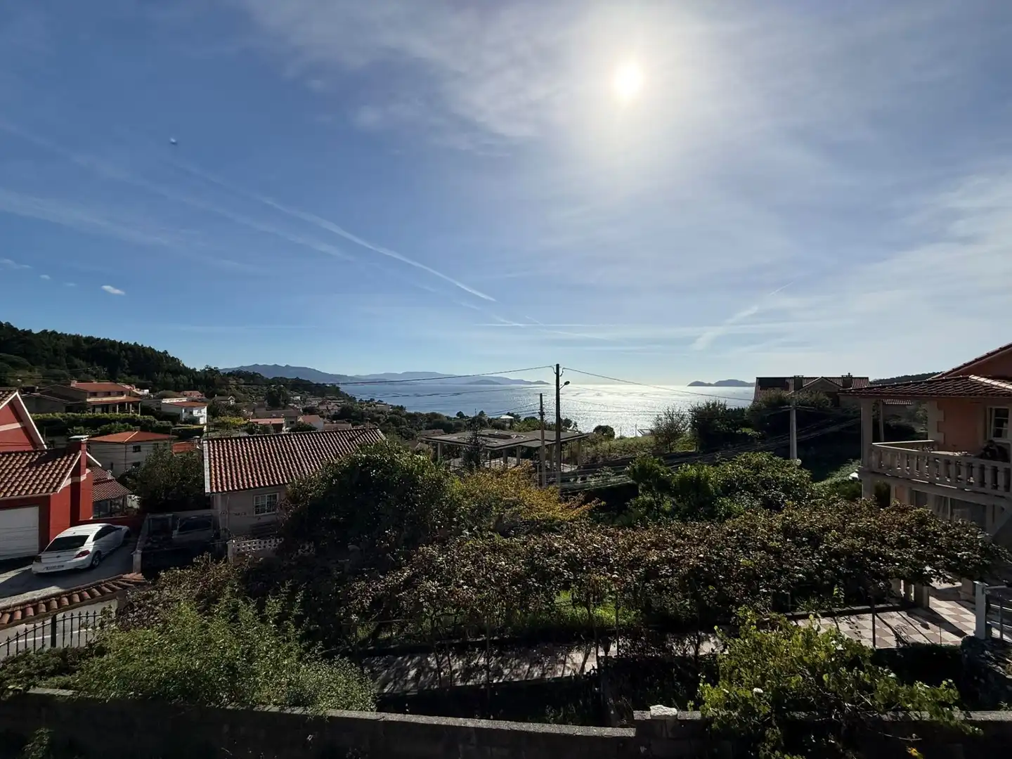 Vista exterior de Casa o xalet en venda en Cangas  amb Calefacció, Jardí privat i Terrassa