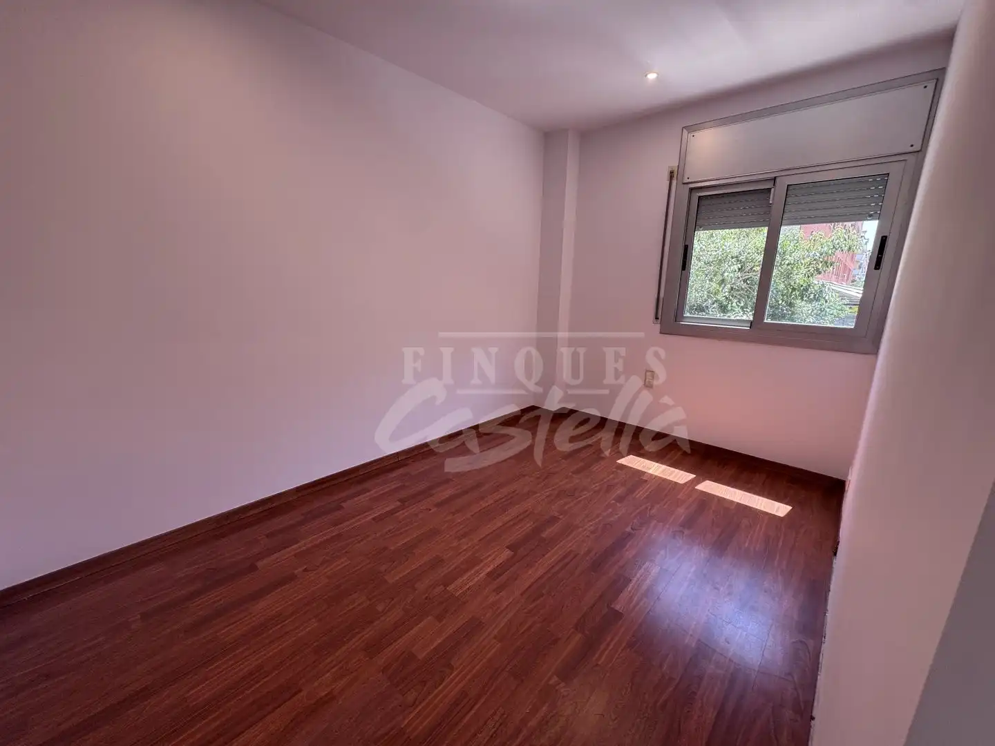 Dormitori de Casa o xalet en venda en Mataró amb Aire condicionat, Terrassa i Balcó