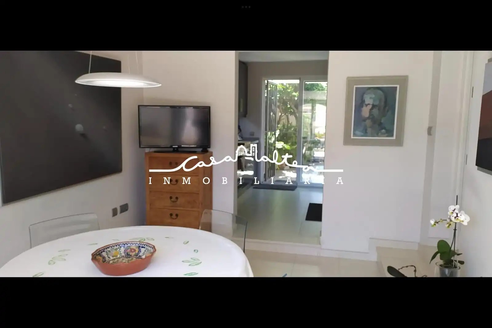 Vista exterior de Casa o xalet en venda en L'Alfàs del Pi amb Jardí privat i Terrassa