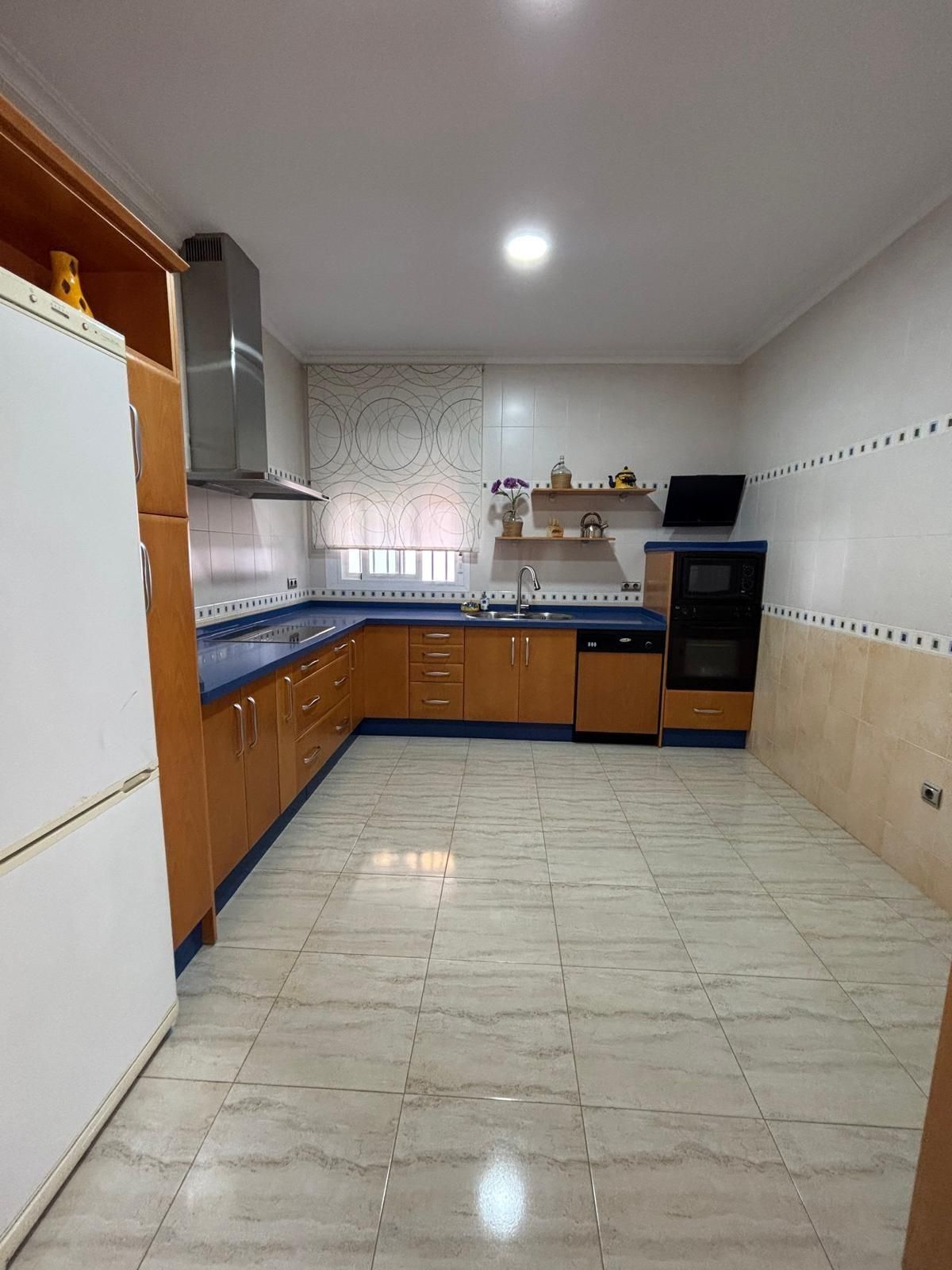 Cuina de Casa adosada en venda en Cantillana