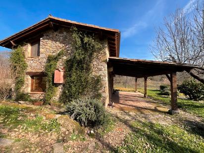 Außenansicht von Country house zum verkauf in Valverde de la Vera mit Terrasse