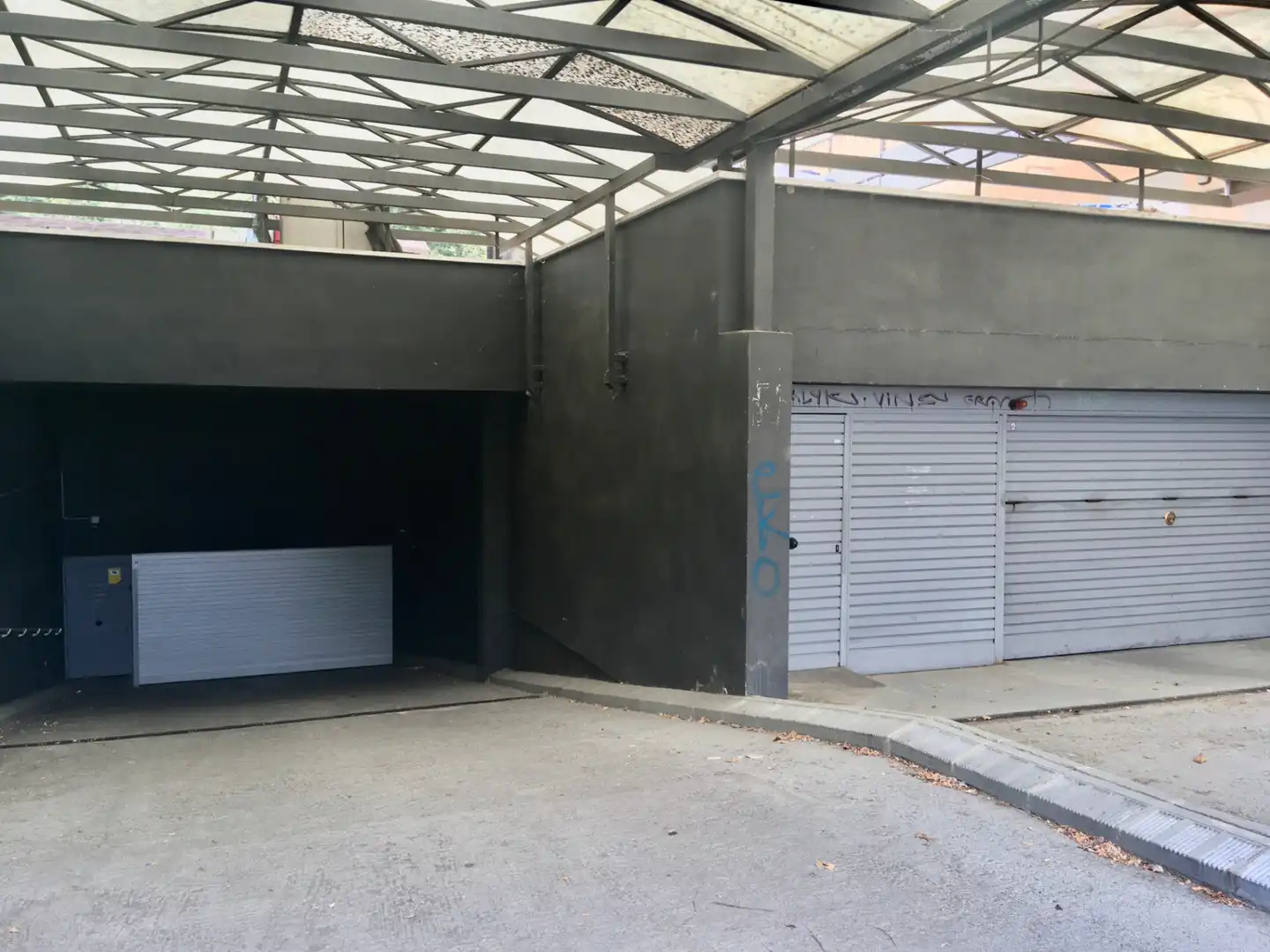 Individual en venda a Carrer de la Riera de Bugantó 7