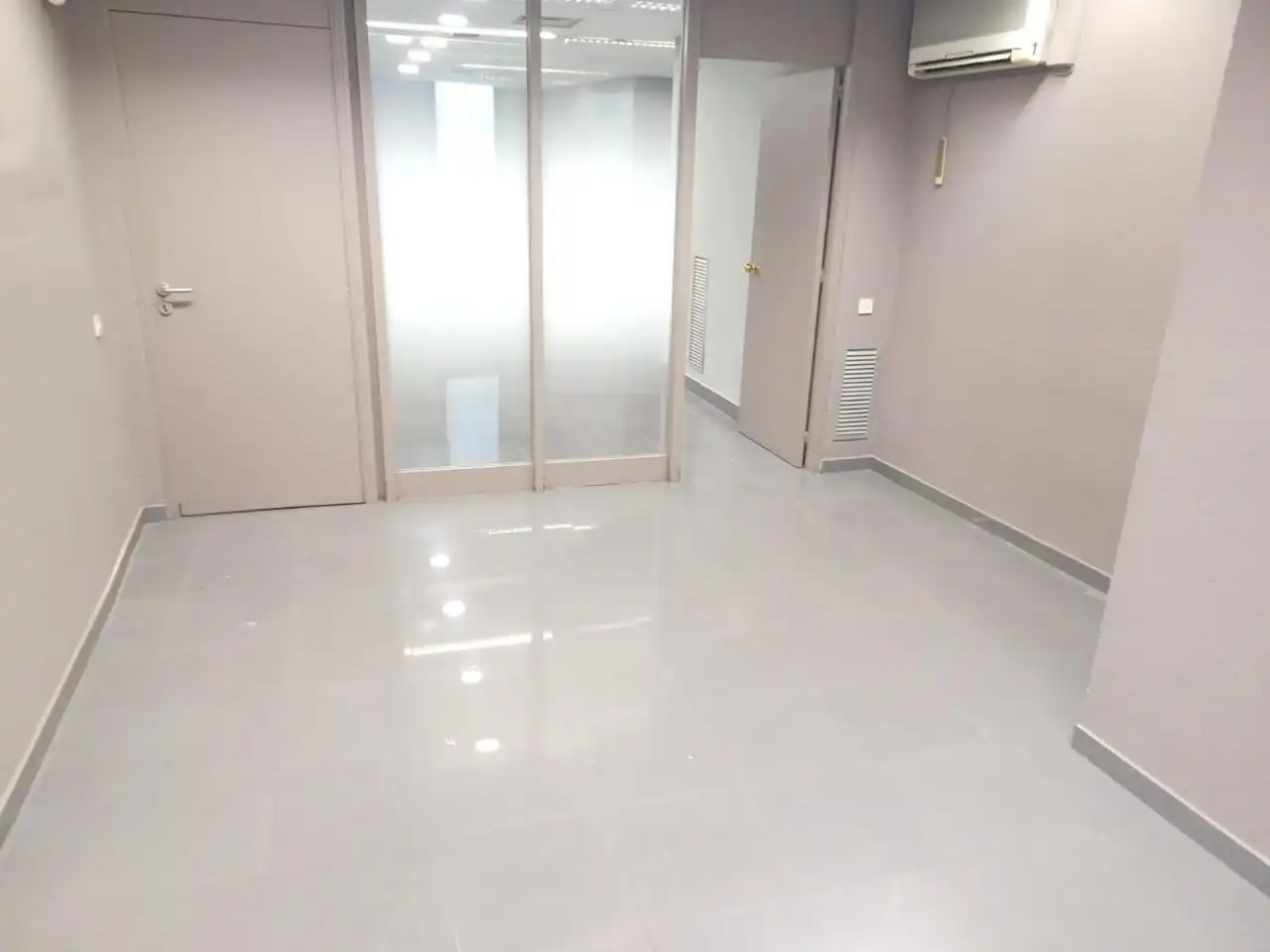 Local comercial en venda a VENDRE, DE 7, imagen 4