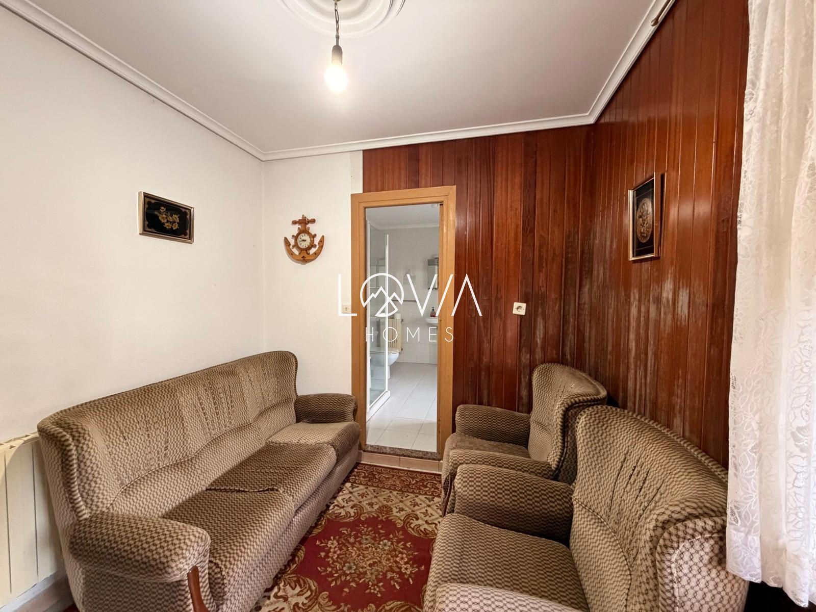 Living room of Single-family semi-detached for sale in Salas  with Terrace, Storage room and Furnished