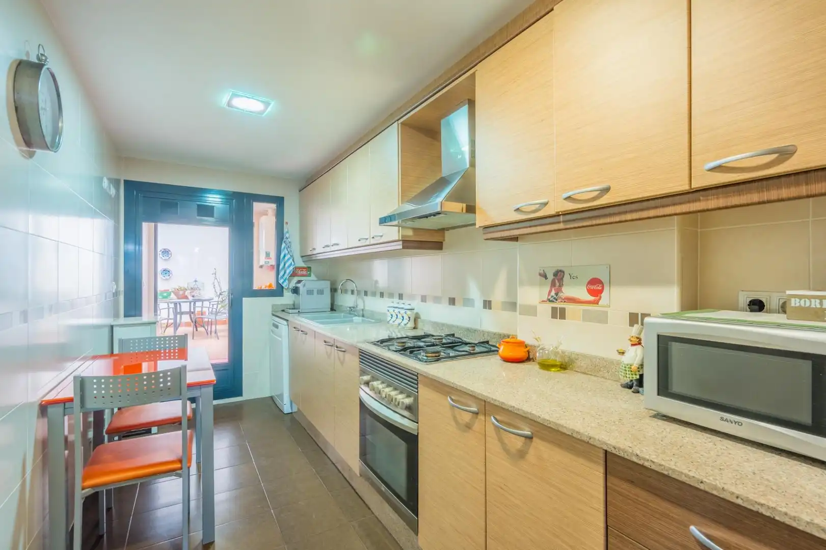 Kitchen of Flat for sale in La Pobla de Vallbona  with Air Conditioner, Heating and Terrace