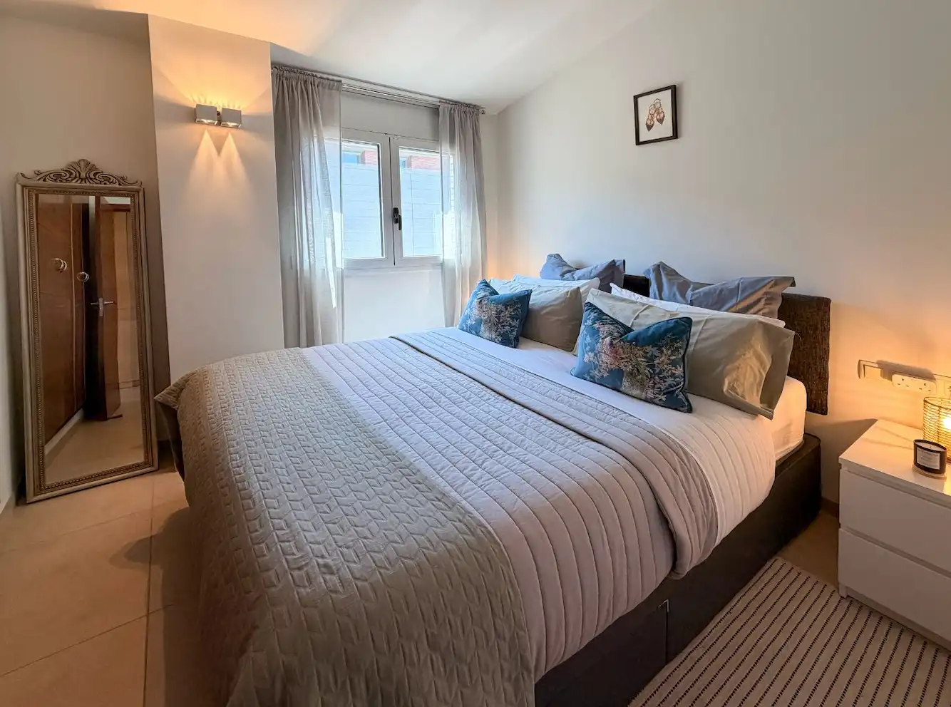 Habitación de Casa o chalet en venta en Celrà con Aire acondicionado, Calefacción y Jardín privado