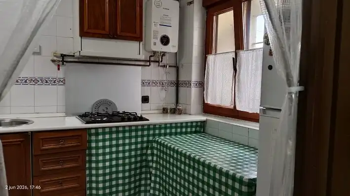 Cuina de Casa o xalet en venda en Grisaleña amb Jardí privat i Moblat