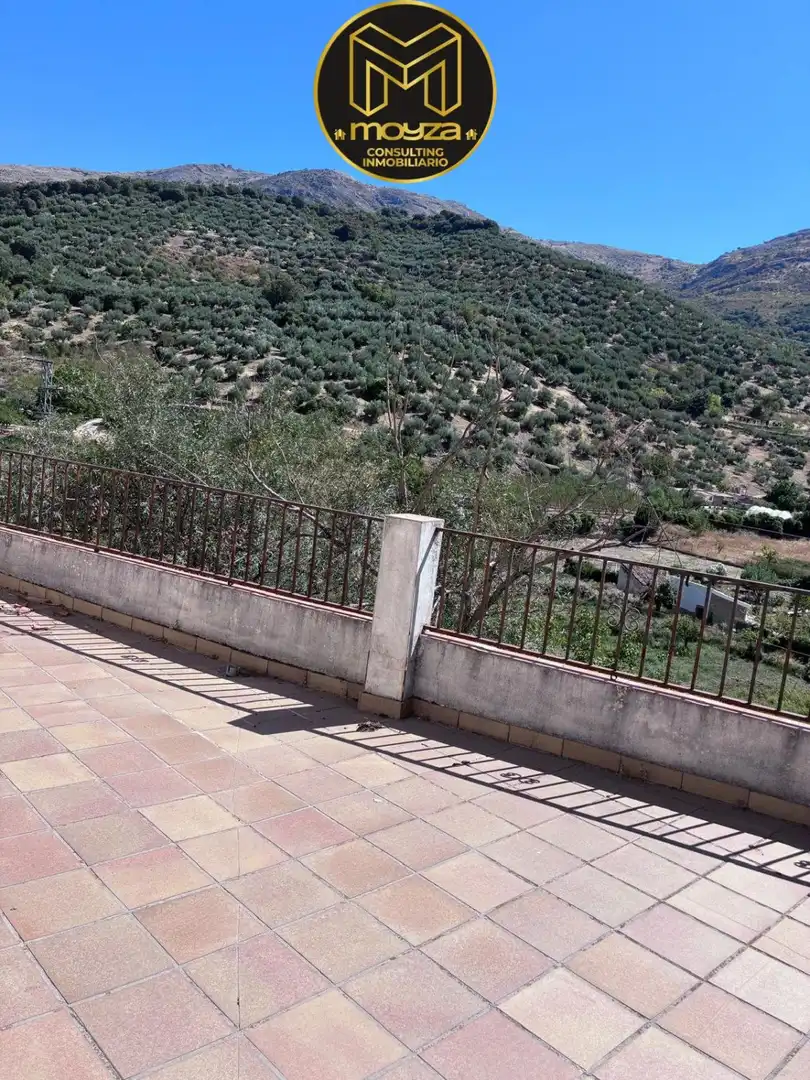 Terraza de Edificio en venta en Valdepeñas de Jaén