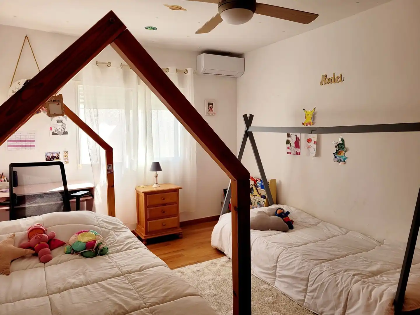 Dormitori de Casa o xalet en venda en Benicasim / Benicàssim amb Aire condicionat, Jardí privat i Terrassa