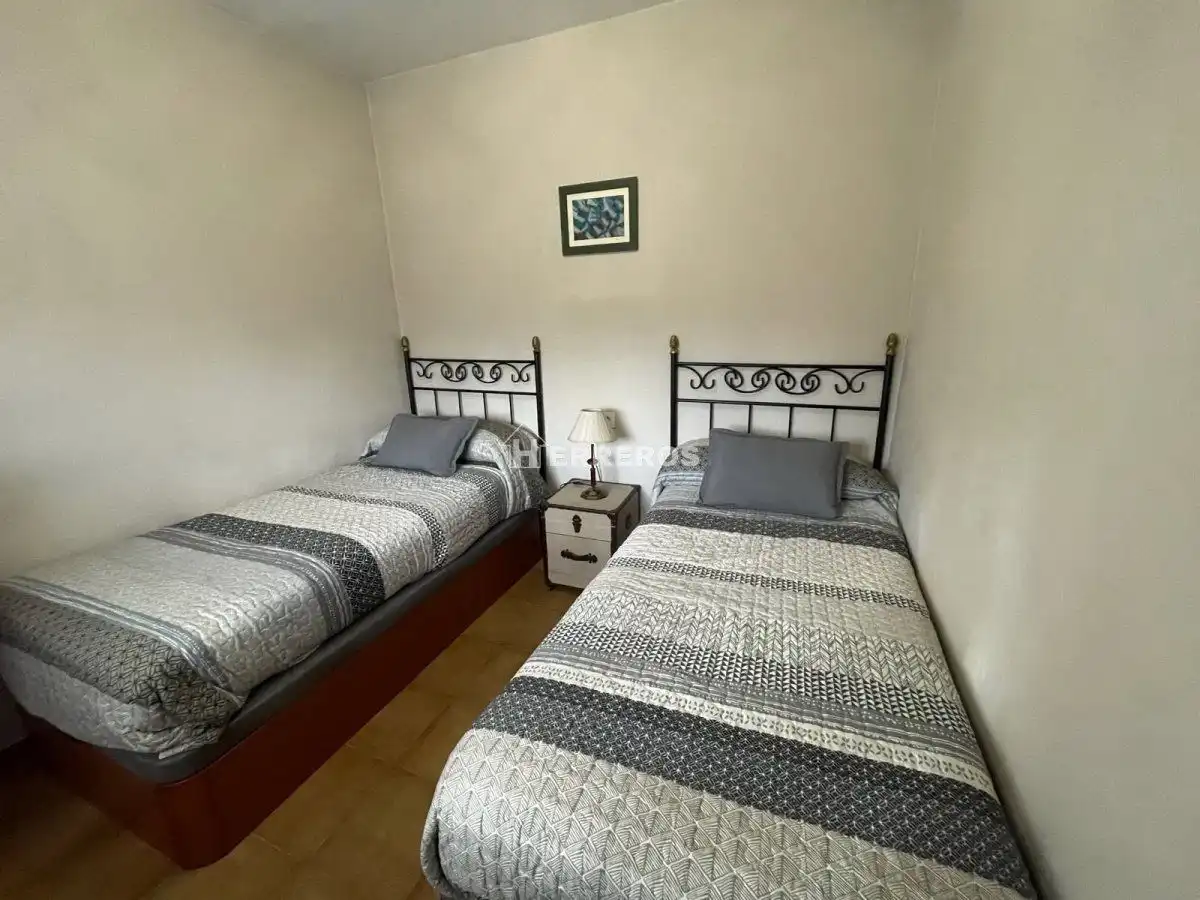 Bedroom of Houses for sale in Entrena, La Rioja