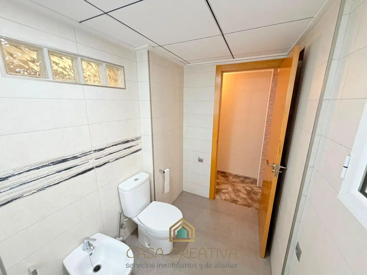 Baño de Casa adosada en venta en Xàtiva con Aire acondicionado, Calefacción y Terraza