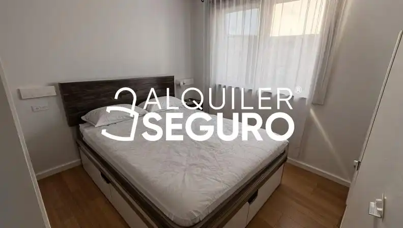 Bedroom of Flat for rent in Sanlúcar la Mayor  with Air Conditioner and Furnished