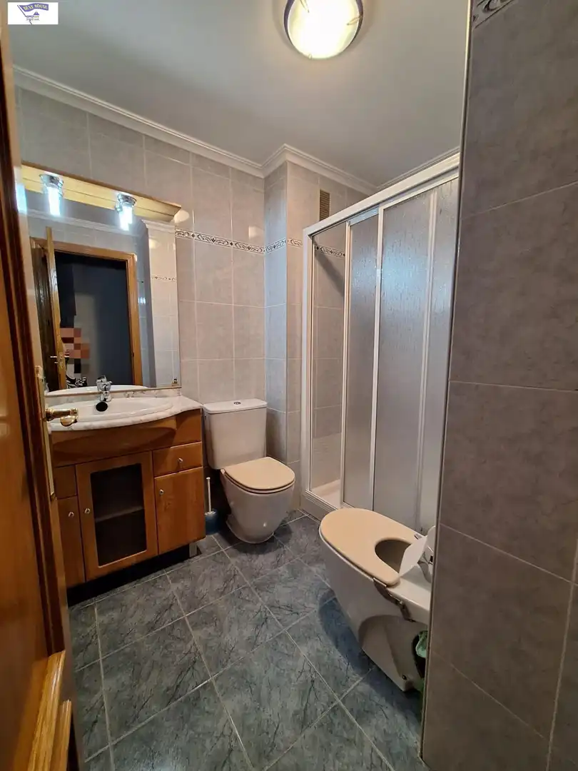 Badezimmer von Wohnung zur untervermieten in Albacete mit Heizung