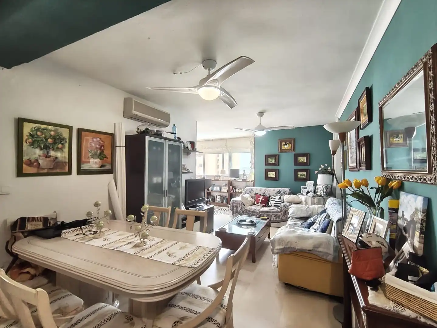 Wohnzimmer von Wohnungen zum Verkauf in Benidorm mit Klimaanlage, Heizung und Privatgarten