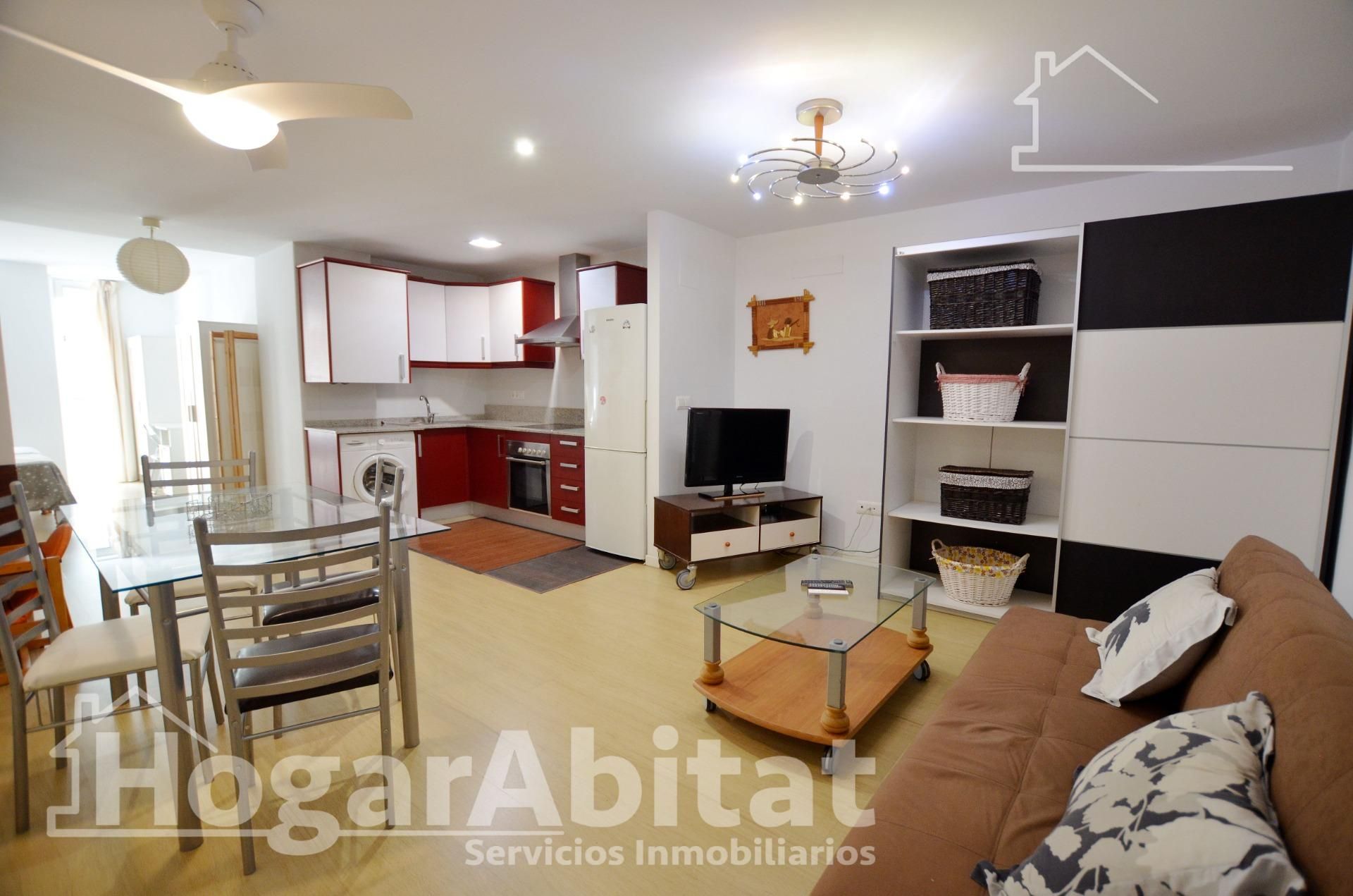 Living room of Flat for sale in Alicante / Alacant  with Parquet flooring and Community pool