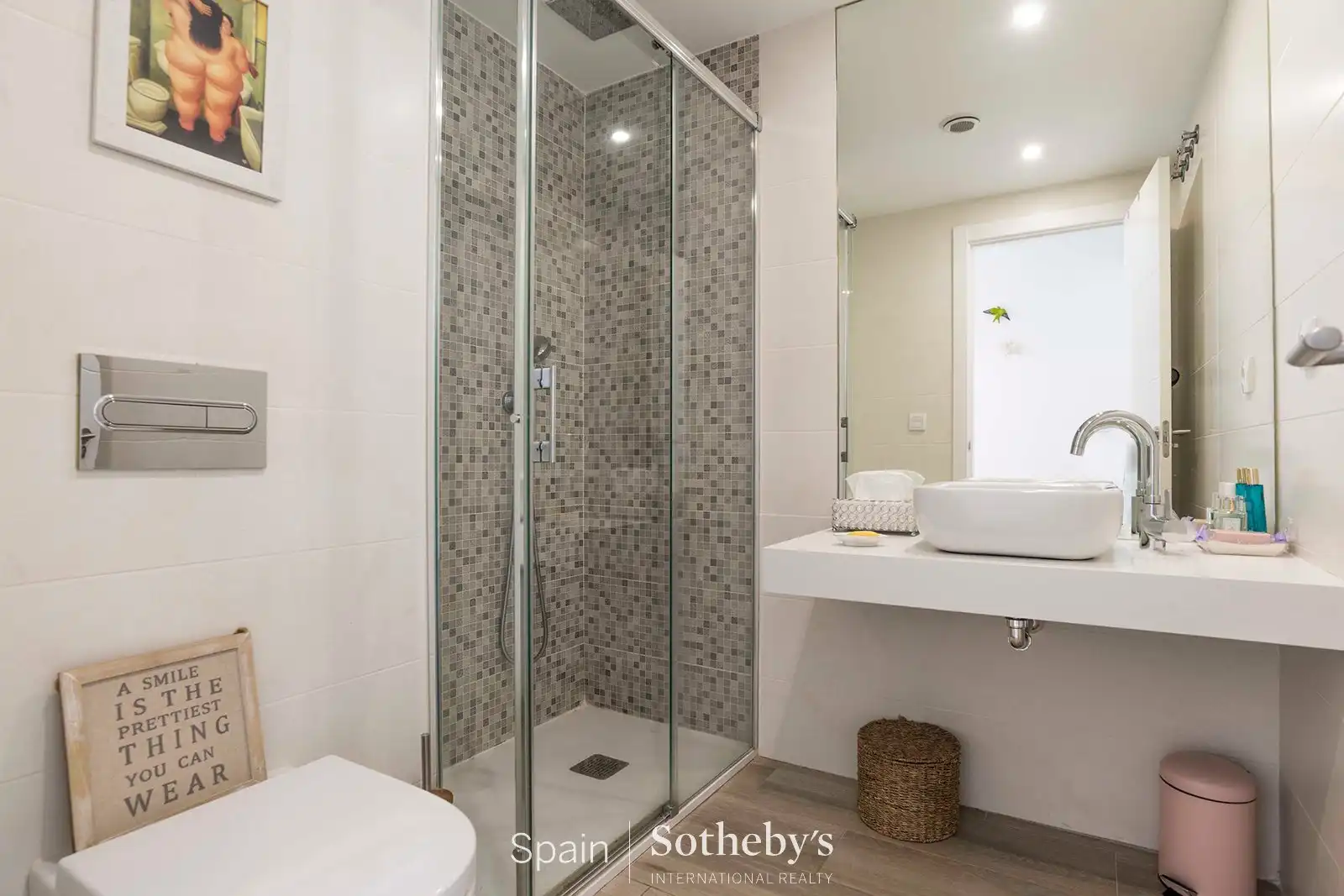 Baño de Apartamento en venta en Madrid con Aire acondicionado, Calefacción y Terraza