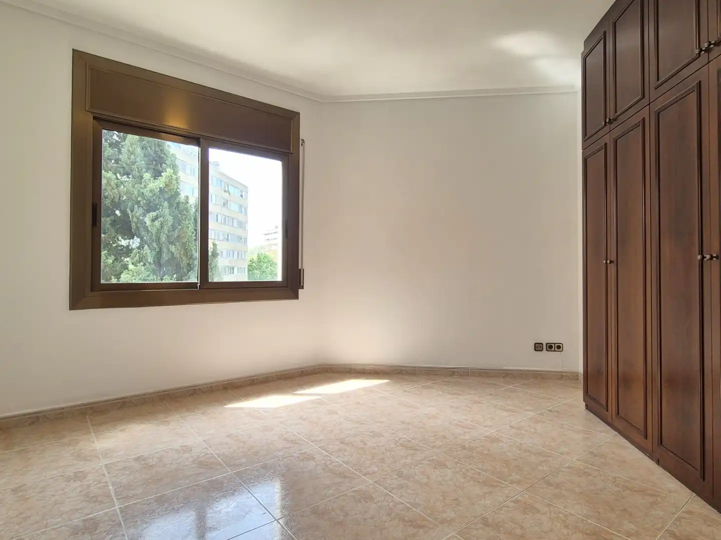Habitación de Piso en venta en Barcelona con Calefacción, Horno y Balcón