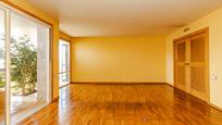 Living room of Flat for sale in  Barcelona Capital  with Air Conditioner, Heating and Private garden