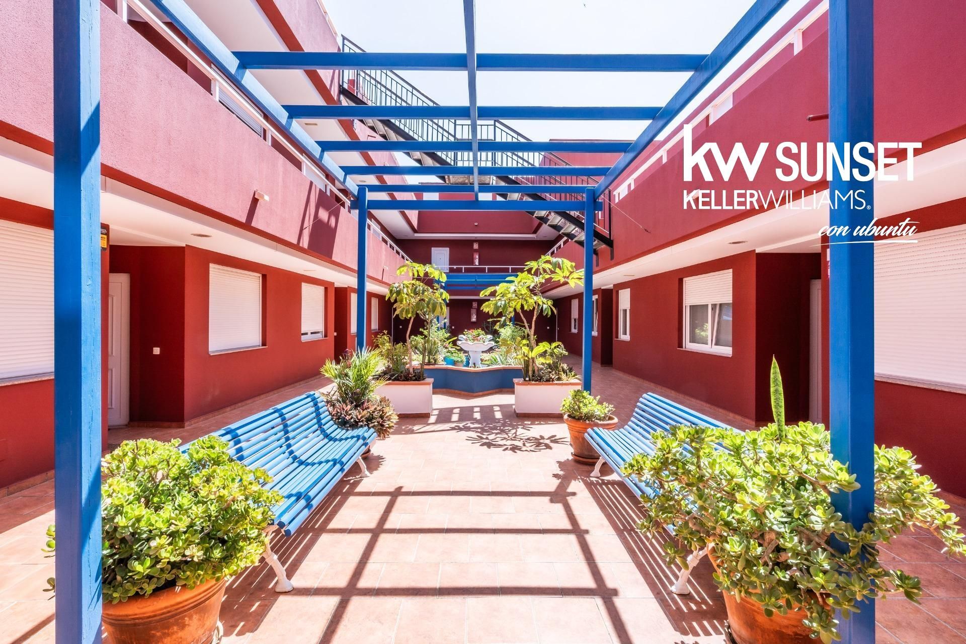 Vista exterior de Apartament en venda en Granadilla de Abona amb Terrassa i Balcó