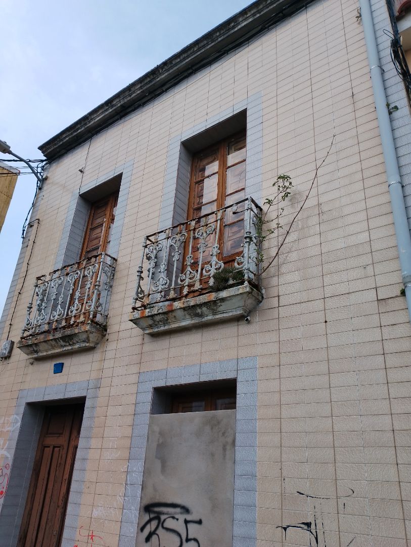 Exterior view of Single-family semi-detached for sale in Ribeira  with Private garden, Terrace and Furnished