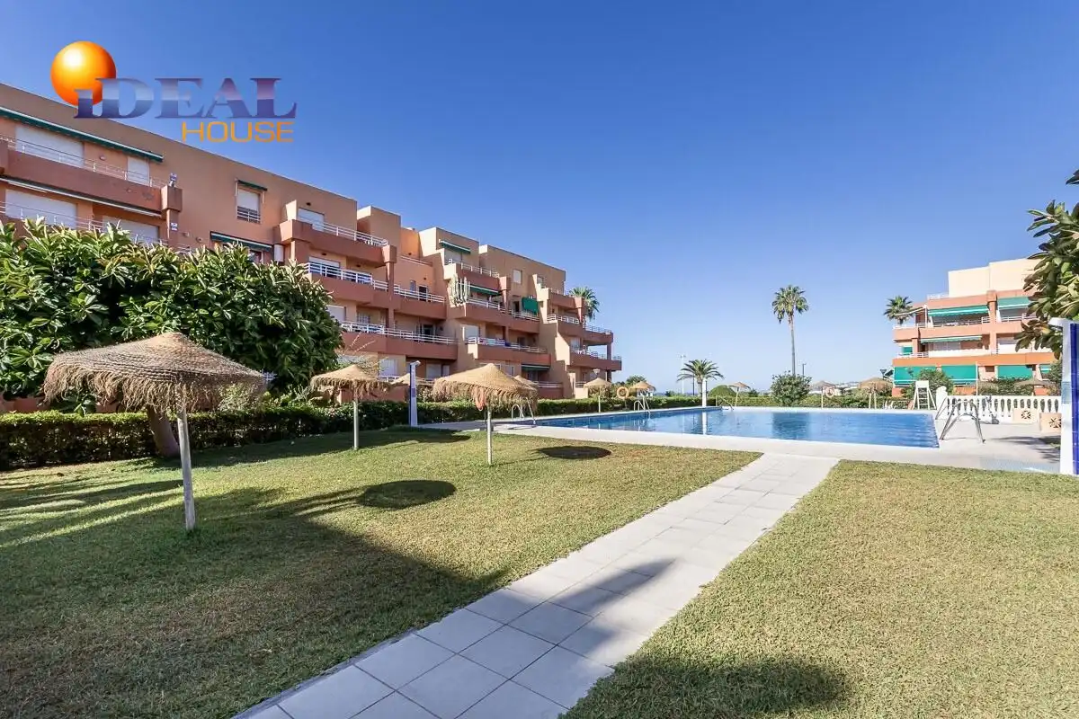 Dúplex amb piscina en venda a Salobreña Costa, imagen 31