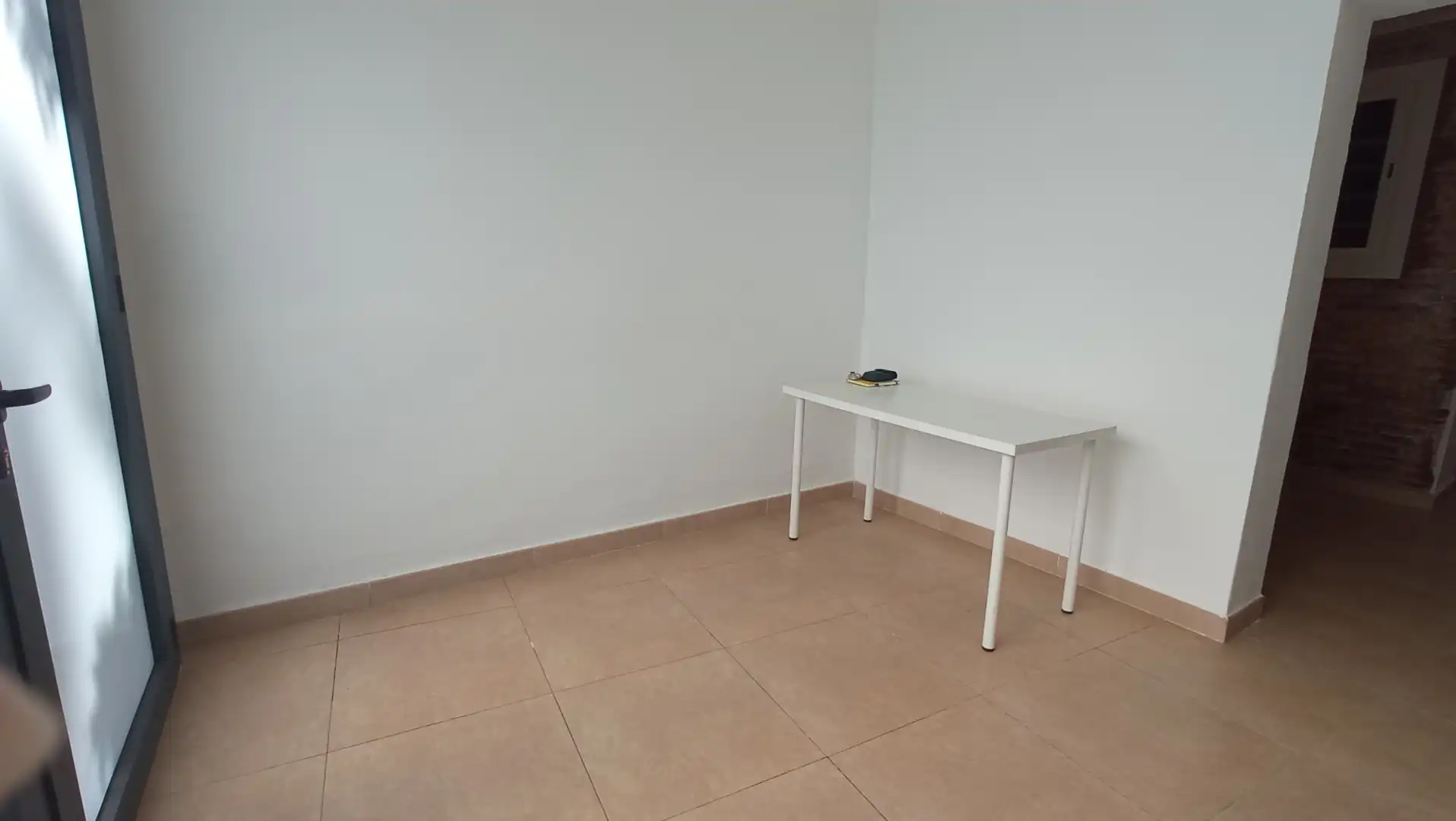 Commercial properties for rent in Plaça de l'Alzina, Pubilla Cases