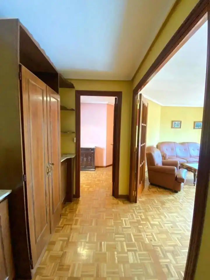 Àtic en venda en León Capital  amb Calefacció, Parquet i Terrassa