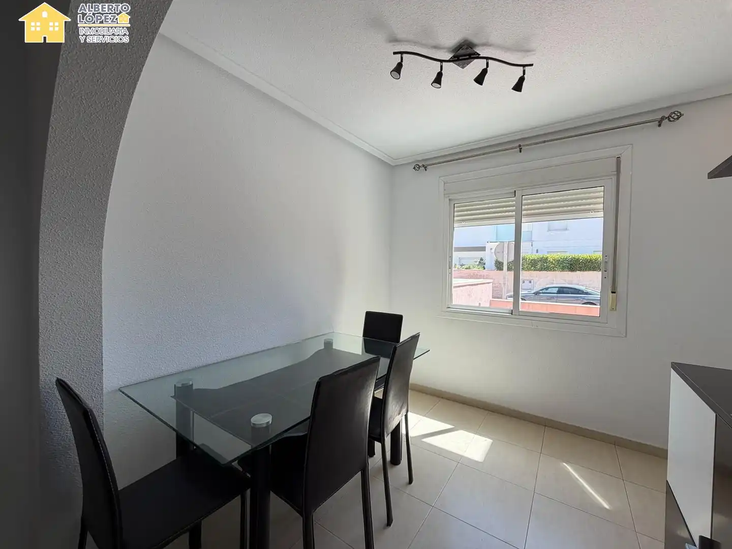 Comedor de Casa o chalet de alquiler en Santa Pola con Terraza, Amueblado y Alarma