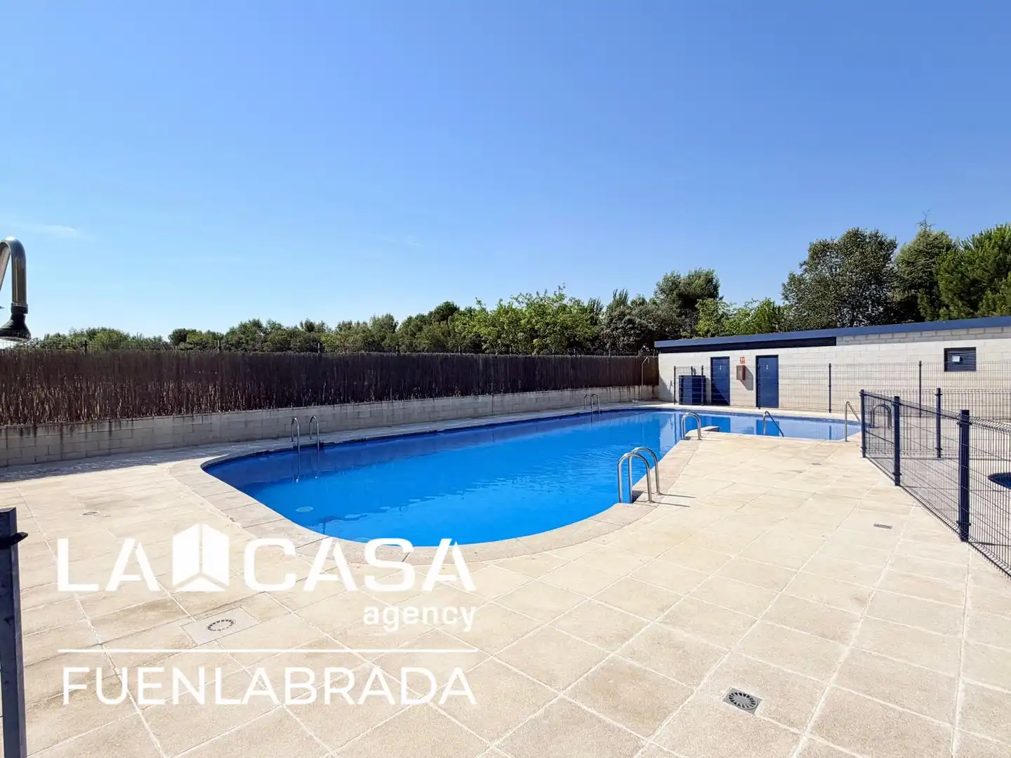 Piscina de Piso en venta en Fuenlabrada con Aire acondicionado, Trastero y Piscina