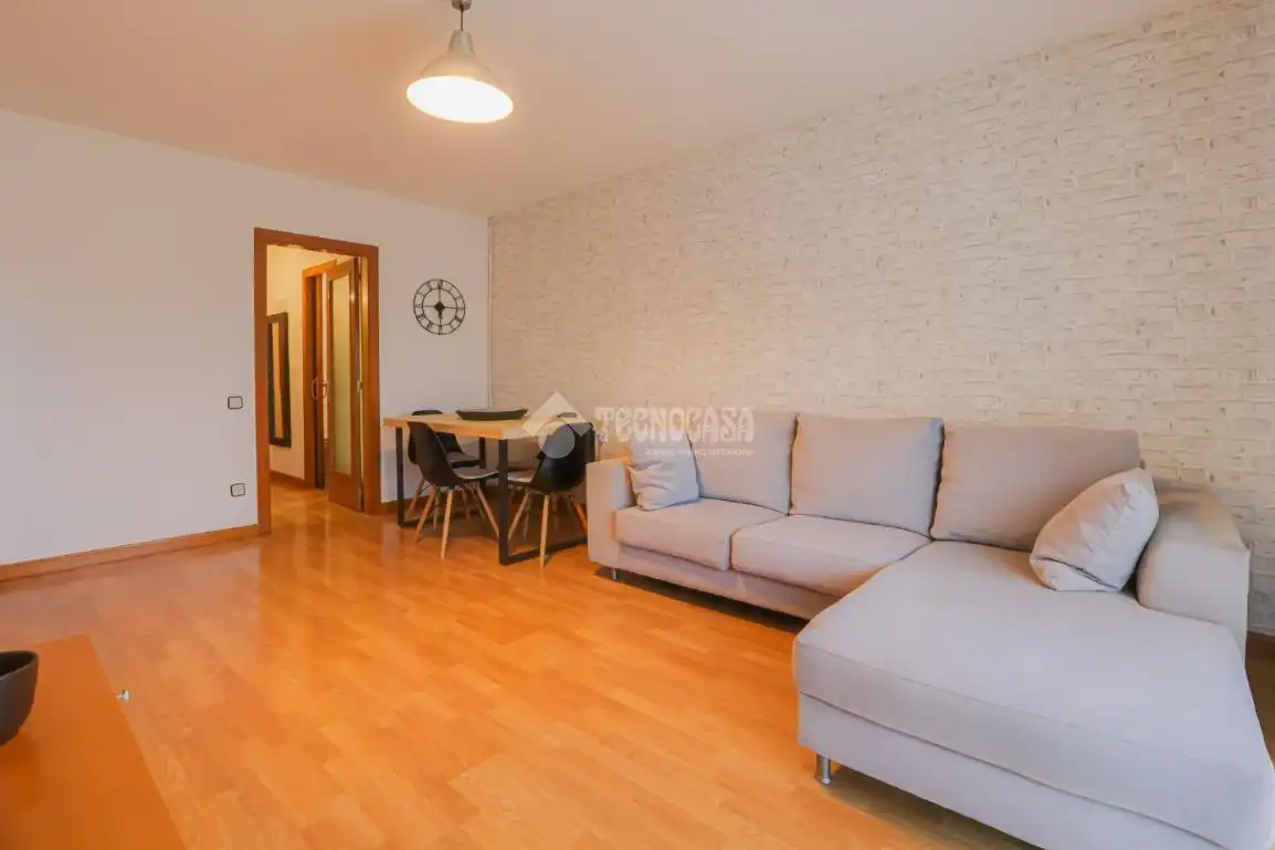 Sala d'estar de Pis en venda en Granollers amb Calefacció, Parquet i Balcó