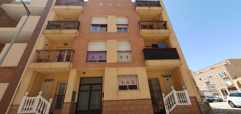 Vista exterior de Pis en venda en Roquetas de Mar