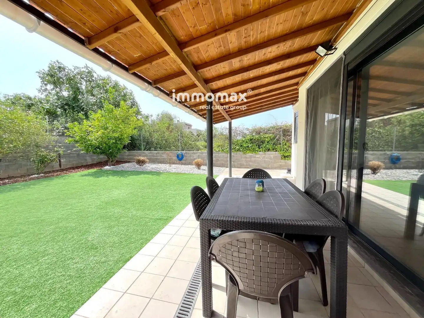 Terrassa de Casa o xalet en venda en Vilanova i la Geltrú amb Aire condicionat, Calefacció i Jardí privat