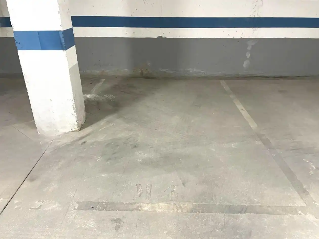 Einzelparkplatz zum Verkauf in Luis Buñuel, imagen 3