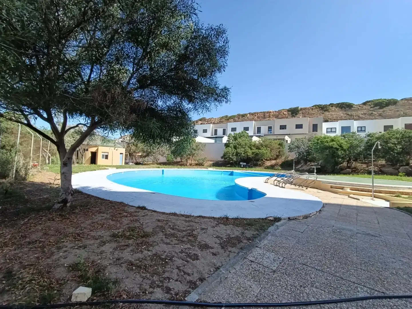 Piscina de Pis de lloguer en El Ejido amb Aire condicionat, Terrassa i Moblat