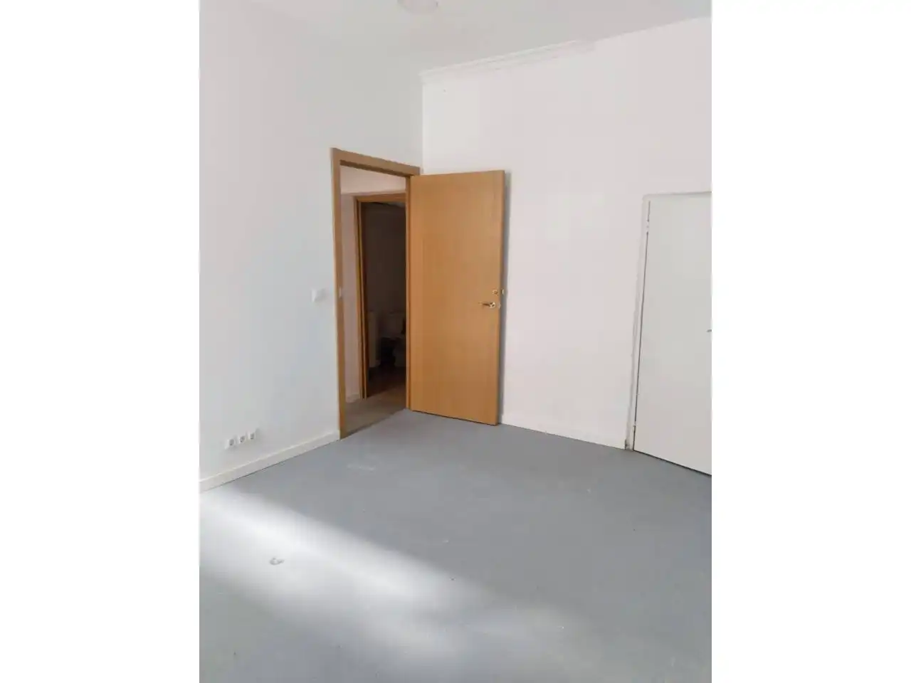 Local comercial en venta en Avenida del Cid Campeador, imagen 5