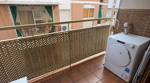 Piso reformado de 3 dormitorios, exterior y con ascensor en El Naranjo  180.000, imatge 5