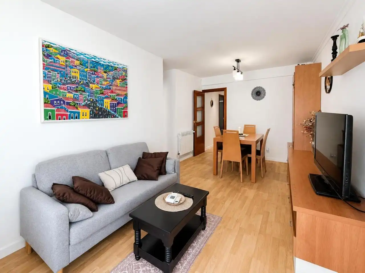 Sala de estar de Piso en venta en Sant Boi de Llobregat con Calefacción