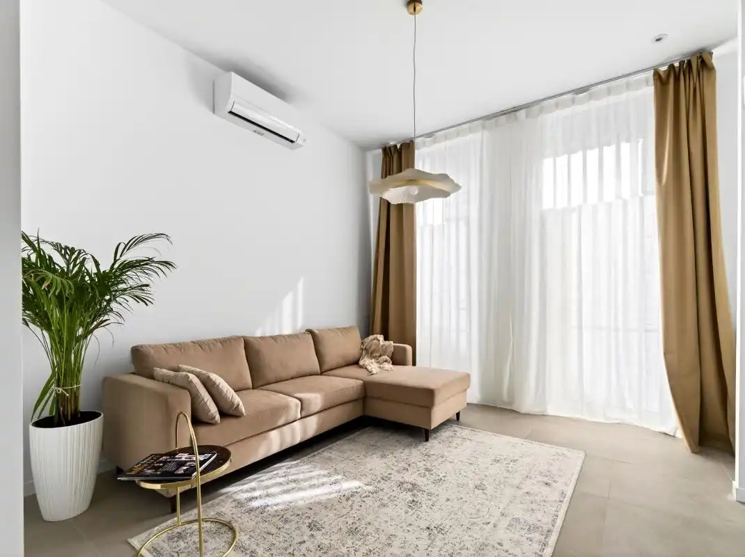 Wohnzimmer von Erdgeschoss zum Verkauf in  Madrid Capital mit Klimaanlage und Heizung