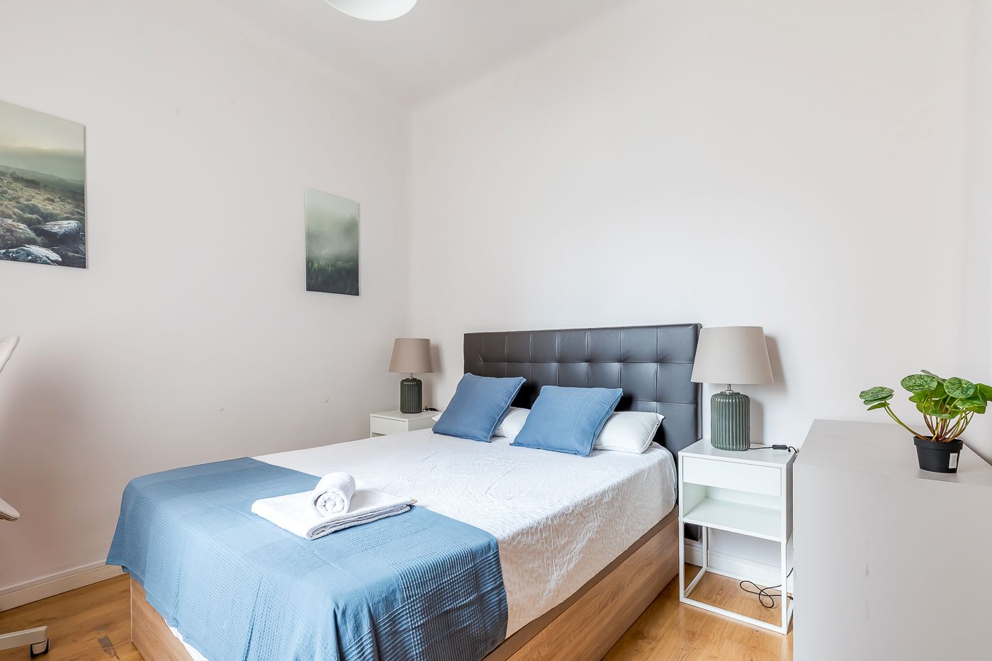 Bedroom of Flat to share in  Madrid Capital  with Air Conditioner, Heating and Parquet flooring