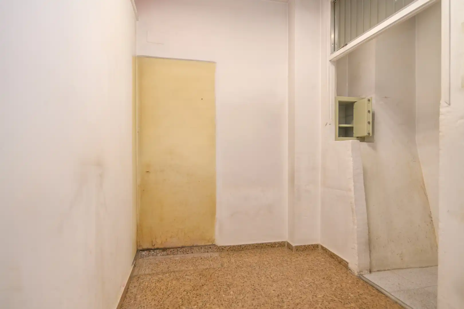 Business premises for sale in Carrer de Lepant, imagen 14