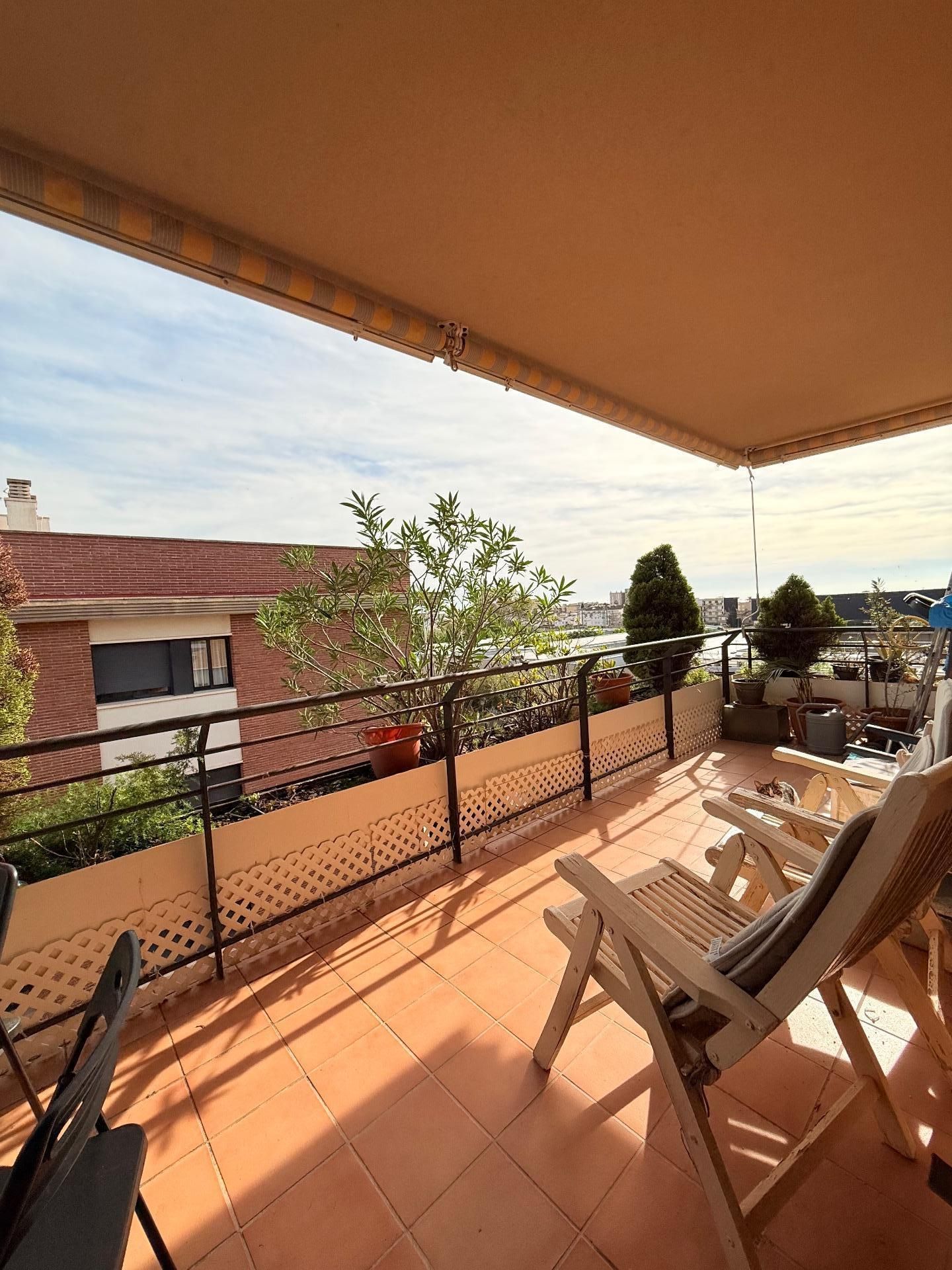 Terrassa de Pis en venda en Cunit amb Aire condicionat, Calefacció i Jardí privat