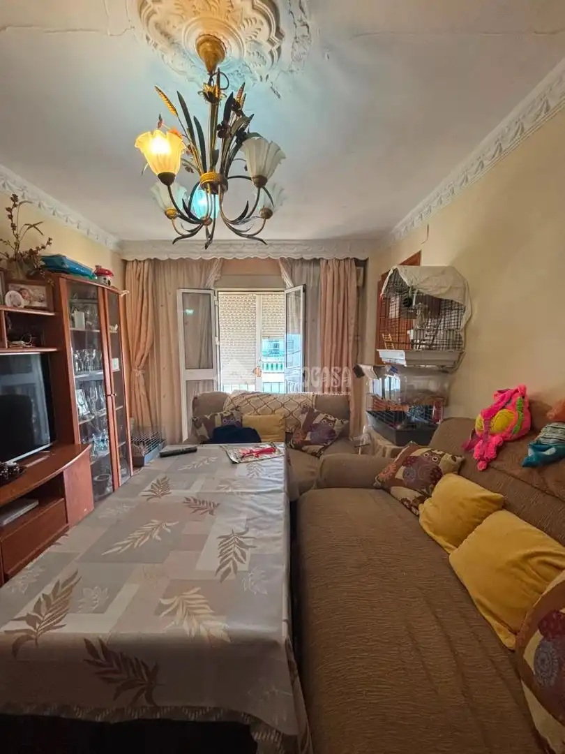Sala de estar de Piso en venta en Alcalá de Guadaira con Terraza y Amueblado